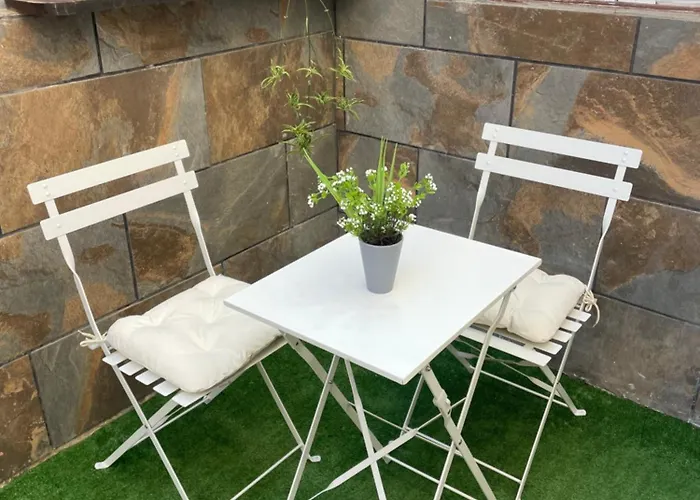 Helen House דירה