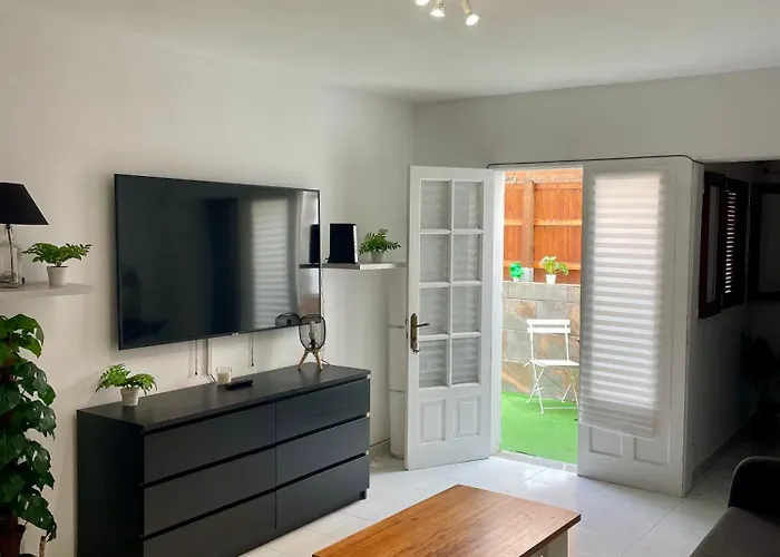 Διαμέρισμα Helen House *