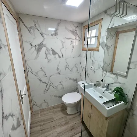 Helen House Apartamento *